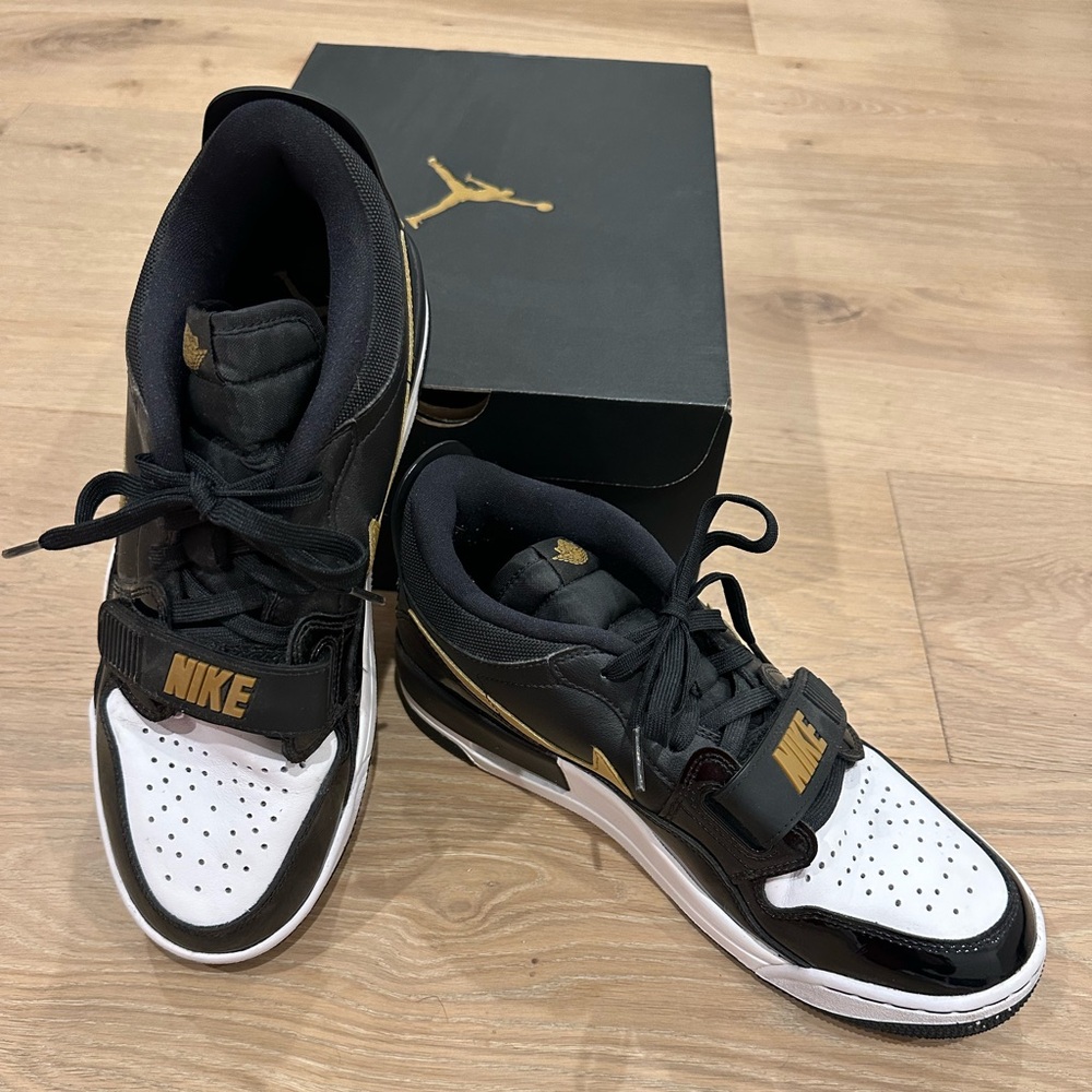 Air Jordan Legacy 312 Low Size 9